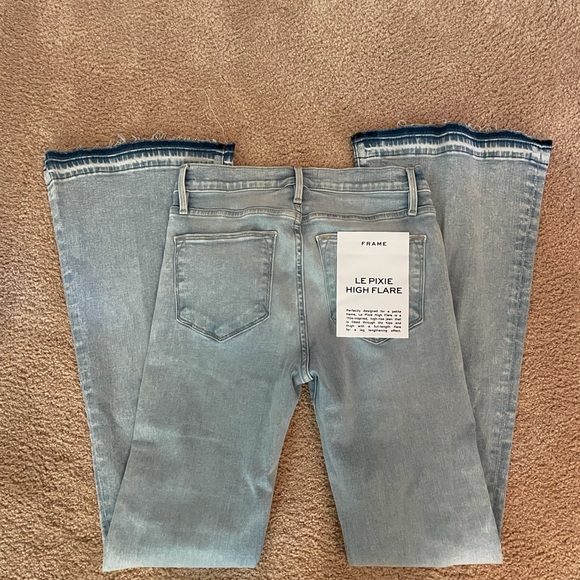 FRAME Le Pixie High Flare in Pati - Picture 4 of 5